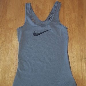 Nike Pro tank